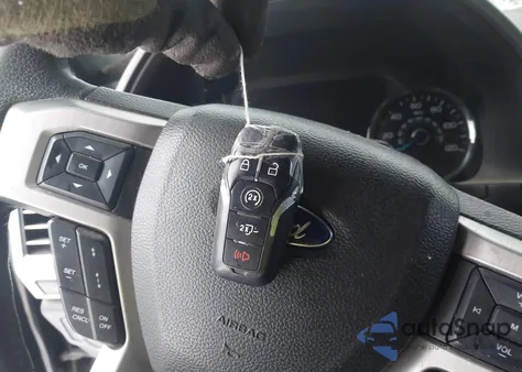 2016 Ford F-150 Platinum z USA, uszkodzony, nr VIN 1FTEW1EF8GFD26921